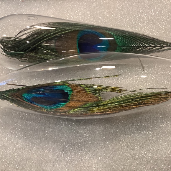 Vintage Glass Teardrop Christmas Ornament with Peacock Feather Inside Set of 3 - Picture 9 of 10